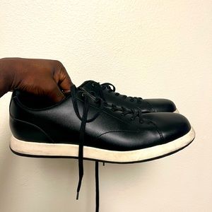 Hardly used Alfani shoe. So beautiful. You will stand out. Soft . No box.